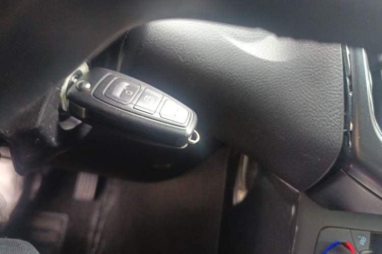 Used Ford Focus 2017 Sedan EcoBoost 180 Automatic Elite Model Vehicle Key