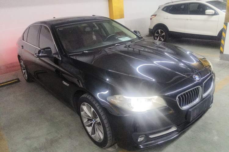 Used BMW 5 Series 2017 525Li Leading Model