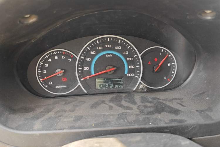 Used Wuling Rongguang V 2016 1.5L Standard Version Instrument Cluster