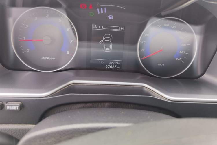 Used Geely Auto Emgrand 2016 Sedan 1.5L Manual Upward Edition