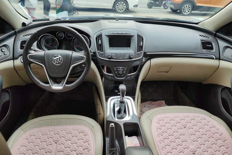 Used Buick Regal 2015 2.0L Leading Fashion Edition