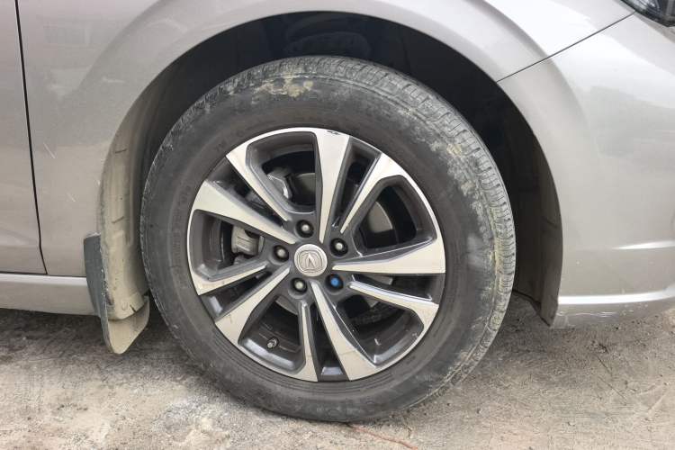 Used CHANGAN Eado 2020 PLUS Blue Whale NE 1.4T GDI DCT Prestige Model Right Front Wheel Hub