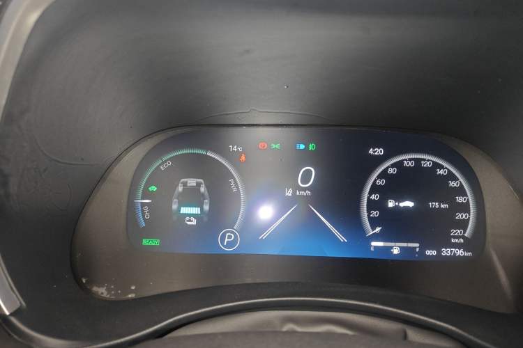 Used Toyota Highlander 2024 2.5L Smart Electric Hybrid Dual-Motor Two-Wheel Drive Luxury Version 7 Seats