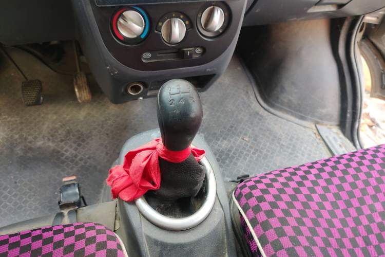 Used BAIC Weiwang 307 2014 1.2L Standard A12 Gear Lever