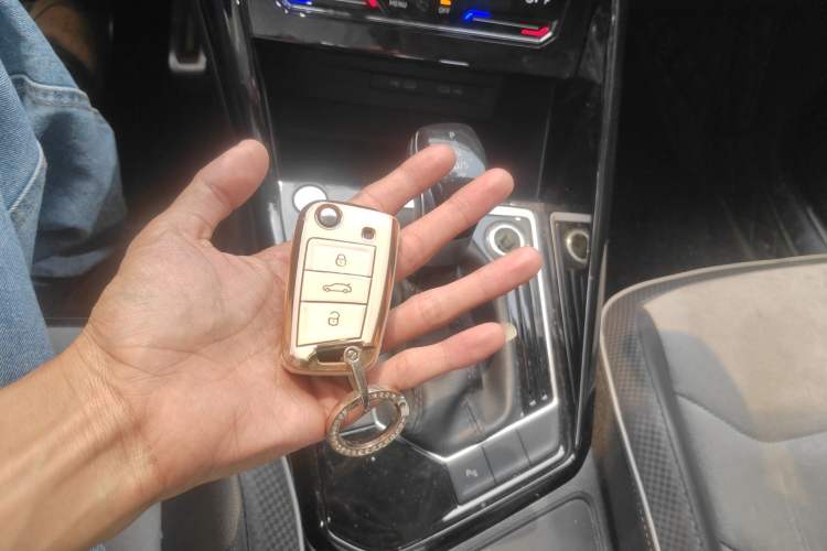 Used Volkswagen Tayron X 2020 330TSI Two-Wheel Drive Luxury Smart Connectivity Version
