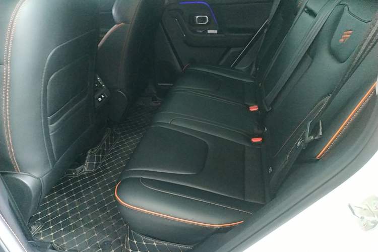 Used JETOUR Shanhai T1 2025 150 km Heading South Left Rear Seat