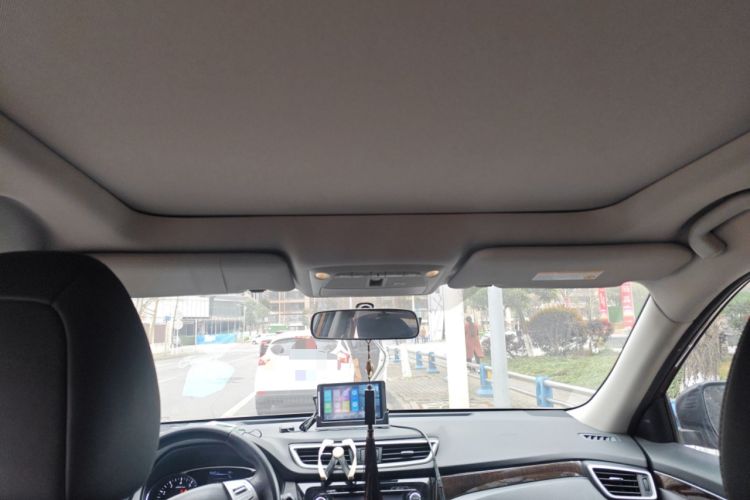 Used Nissan X-Trail 2014 2.5L CVT Luxury Edition 4WD Headliner