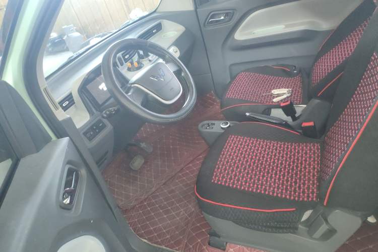 Used Wuling Hongguang MINIEV 2022 Macaron Premium Model – Lithium Iron Phosphate Left Front Seat