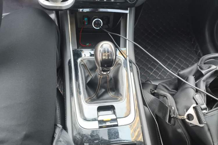 Used Changan Eado 2019 High-Energy Edition 1.6L GDI Manual Pioneer Model China VI Standard