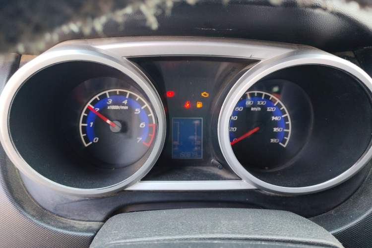 Used CHANGAN KAICHENG Ounuo S 2014 1.3L Happiness Model
