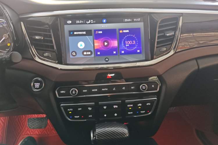 Used GAC Trumpchi GS8 2017 320T Two-Wheel Drive Luxury Smart Connectivity Version (7 Seats)