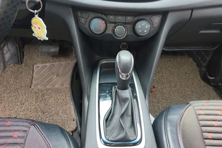 Used Chevrolet Cavalier 2019 320 Automatic Enjoyment with Sunroof Gear Lever