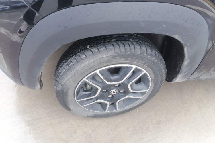 Used Dongfeng NAMMI BOX 2022 Chasing Wind Edition 331 km Standard Model
