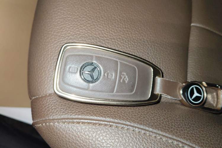 Used Mercedes-Benz GLB 2024 GLB 200 Dynamic Edition Interior 1