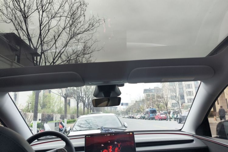 Used Tesla Model Y 2025 Rear-Wheel-Drive Version