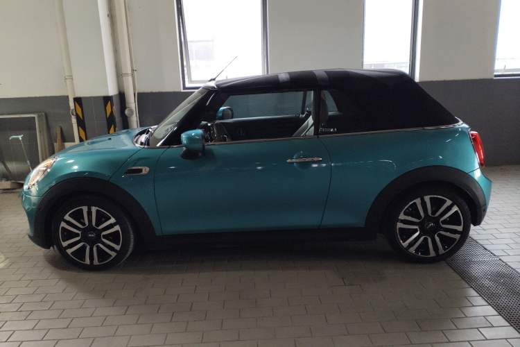 Used MINI MINI 2019 1.5T COOPER CABRIO Temptation Edition
