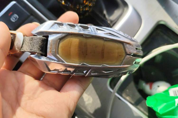 Used Geely Auto Emgrand X7 Sport 2016 2.0L Manual ZhiShang Version
