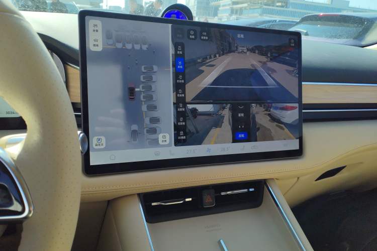 Used Hima AITO M5 2025 Extended-Range Ultra All-Wheel-Drive Version