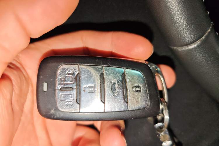 Used Oshan Cosmos 2022 1.5T Automatic Business Model