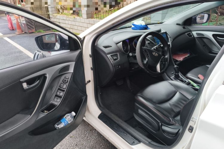 Used Hyundai Elantra (5th Generation / Langdong) 2015 1.6L Automatic Leading Model