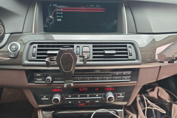 Used BMW 5 Series 2014 525Li Luxury Design Package
