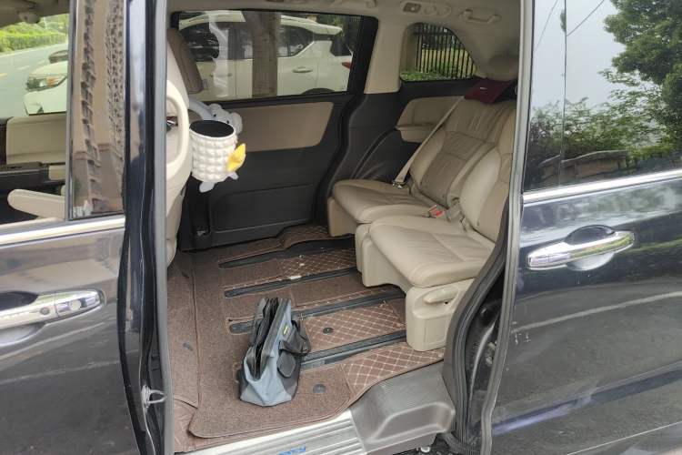 Used Honda Odyssey 2015 2.4L Luxury Edition
