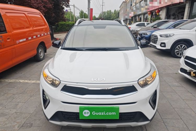 Used Kia kx1 Stonic 2021 1.4L CVT Sunroof Model