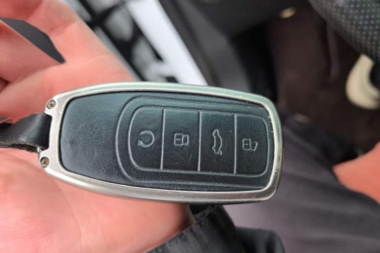 Used Chery Tiggo 9 C-DM 2025 1.5T 106KM Ultra-Comfort Version 7 Seats Lithium Iron Phosphate
