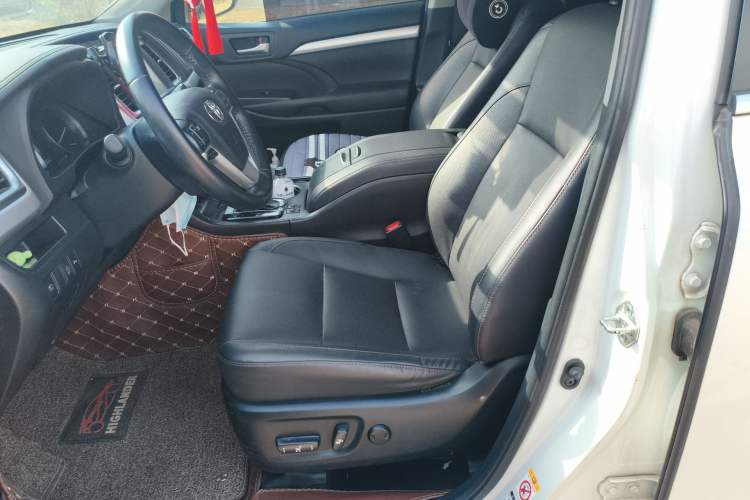 Used Toyota Highlander 2018 2.0T Four-Wheel Drive Luxury Version 7 Seats China VI Standard Left Front Seat