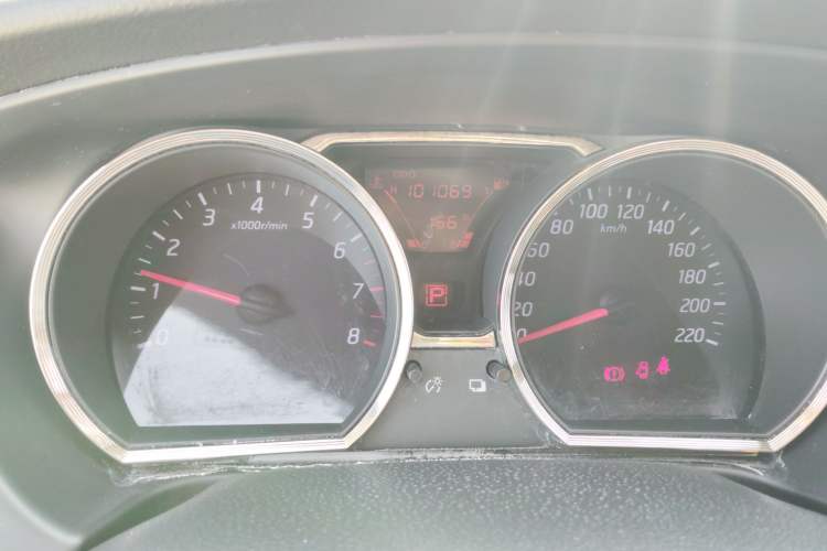 Used Nissan Livina 2013 Jinrui 1.6XL CVT Comfort Edition