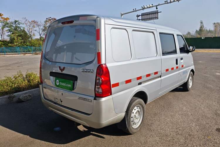 Used Wuling Rongguang 2021 1.5L Extended Basic Window-Sealed 5-Seat L3C Car