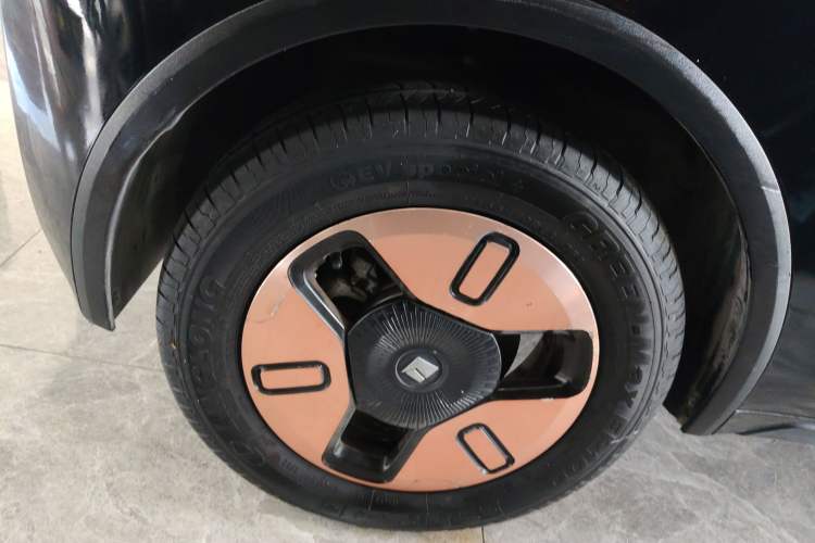 Used Baojun KiWi EV 2021 Artist Model Ternary Lithium