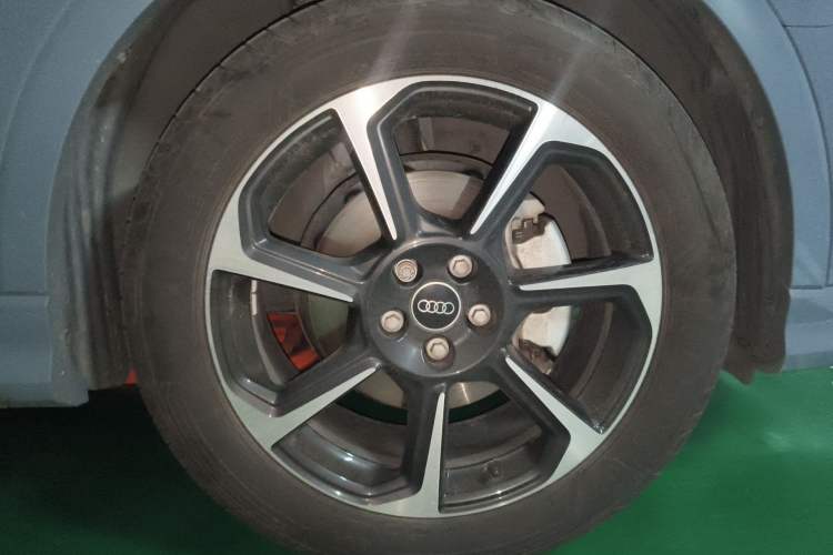 Used Audi Q3 2022 40 TFSI RS Package Performance Model
