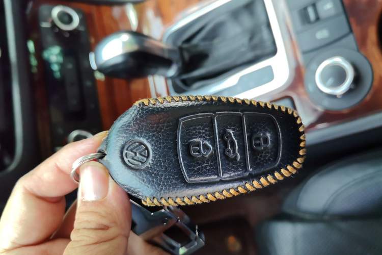 Used Volkswagen Touareg 2011 3.0 TSI High-End Version
