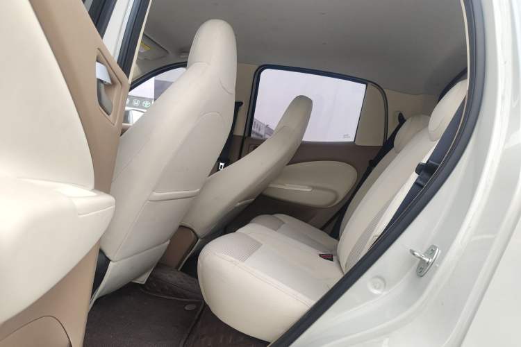 Used Wuling Hongguang MINIEV 2025 Four-Door Version Premium Edition Left Rear Seat