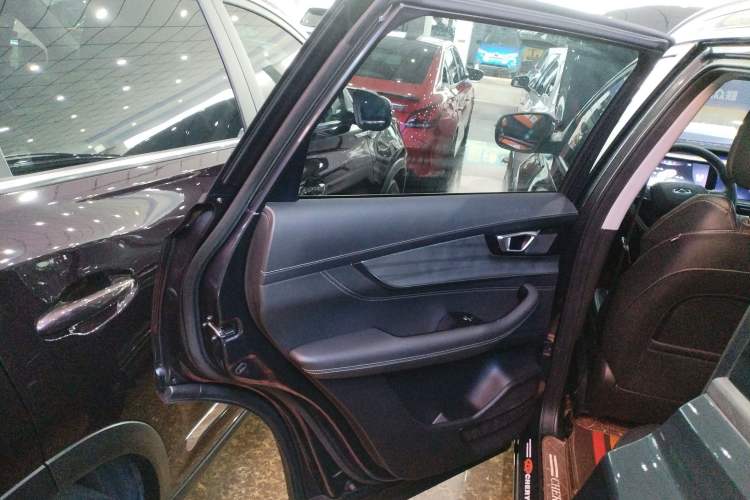 Used Chery Tiggo 8 PLUS 2022 290TGDI DCT Haoting Edition