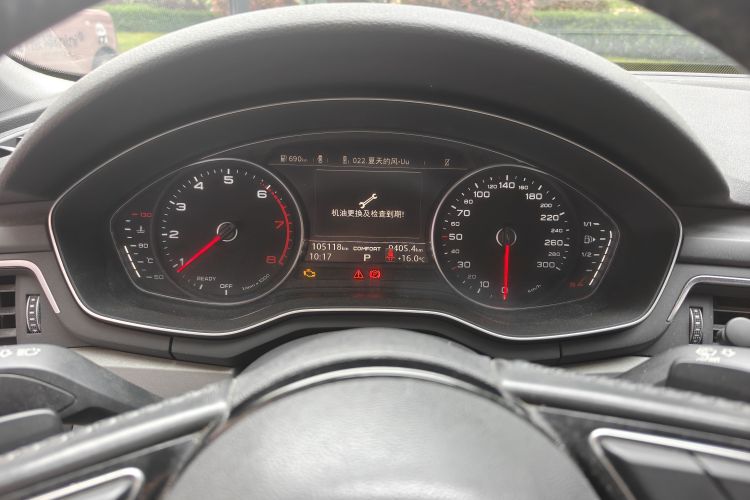 Used Audi A4L 2018 30th Anniversary Edition 40 TFSI Trendy Model Odometer Close Up