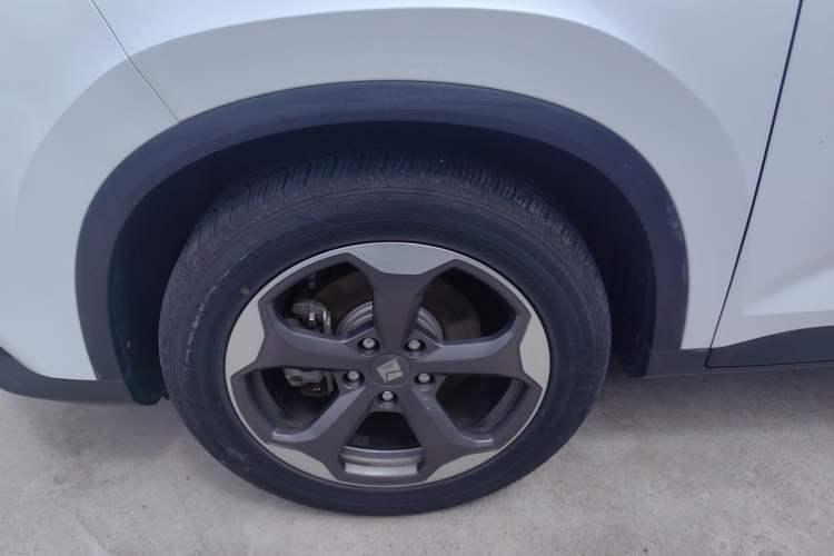 Used Baojun RM-5 2019 1.5T CVT 24-Hour Online Luxury Version 6 Seats Exterior 4