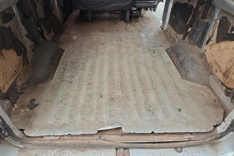 Used Wuling Rongguang 2017 1.5L Extended Basic Version Trunk