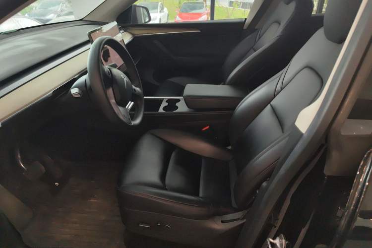 Used Tesla Model Y 2022 Rear-Wheel-Drive Version