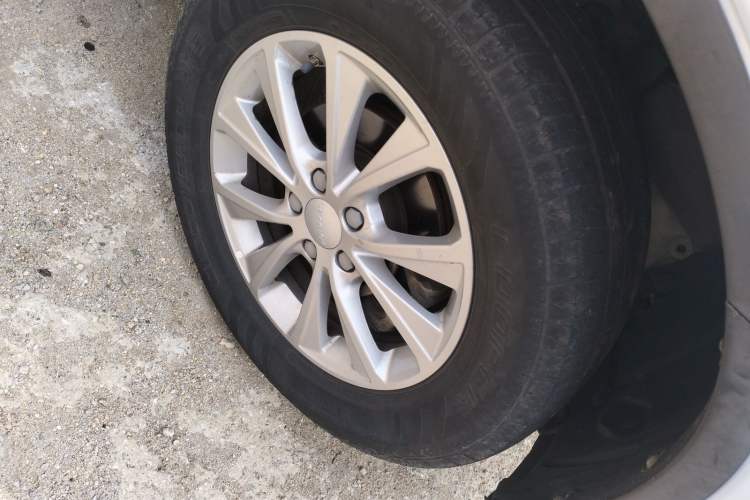 Used Haval H6 2019 Sport Edition 1.5T Automatic Two-Wheel Drive Elite Model China VI Right Front Wheel Hub