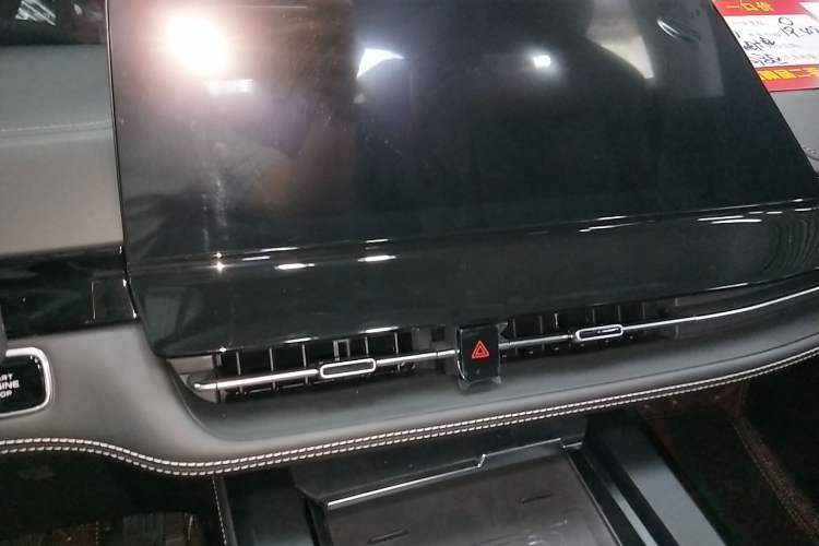 Used Changan UNI-K iDD 2024 Chuzhi iDD 1.5T 135km Smart & Fun Model