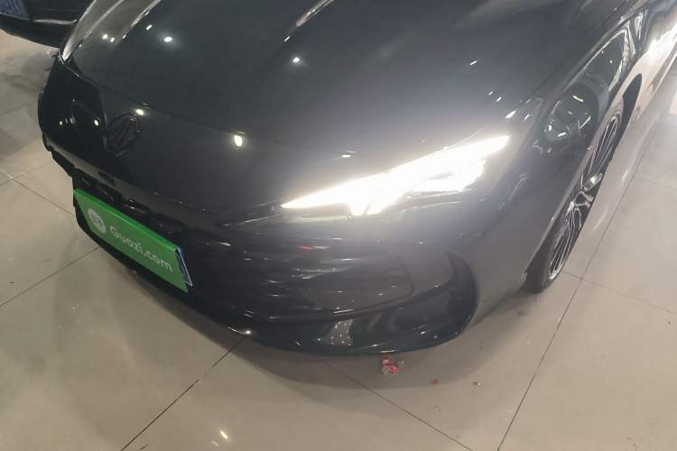 Used MG 7 2025 2.0T 405 AT Luxury Edition