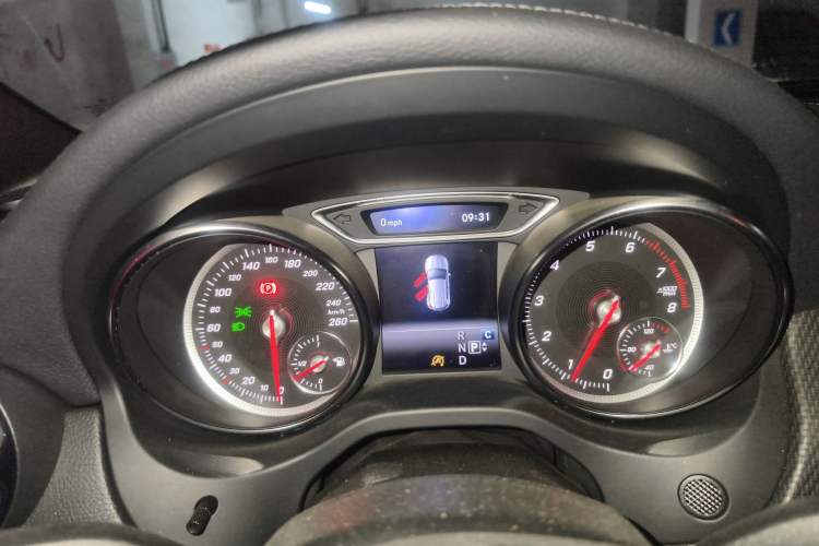 Used Mercedes-Benz GLA 2018 GLA 200 Fashion Model Instrument Cluster