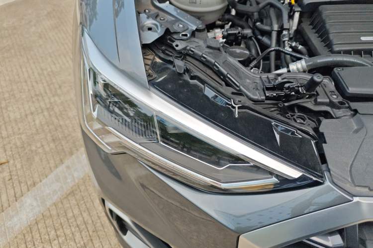 Used Audi Q3 2022 35 TFSI Fashion Dynamic Model Right Front Headlight