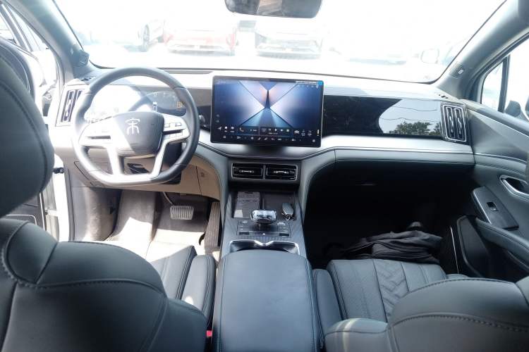 Used BYD Song L DM-i 2025 Intelligent Driving Version 160 km Beyond-Range Type
