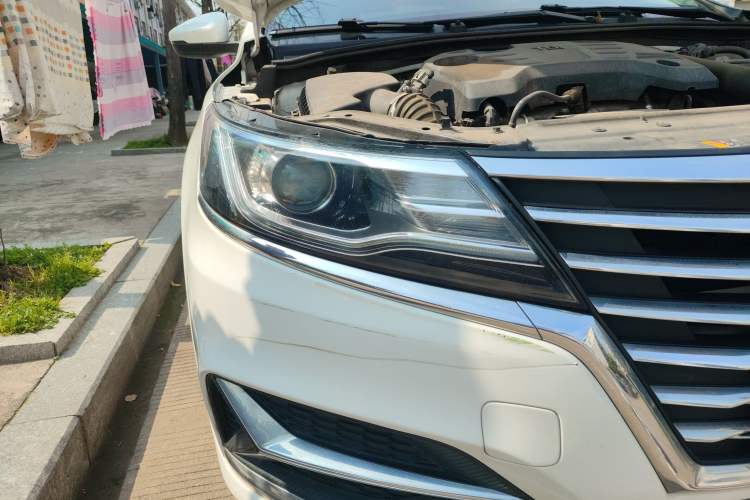 Used Roewe i6 New Energy 2019 PLUS 50T Internet Glory Flagship Edition Right Front Headlight