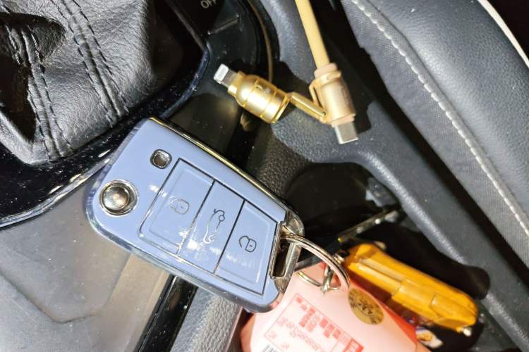 Used Volkswagen Tiguan L 2017 330TSI Automatic Two-Wheel Drive Flagship Edition Vehicle Key