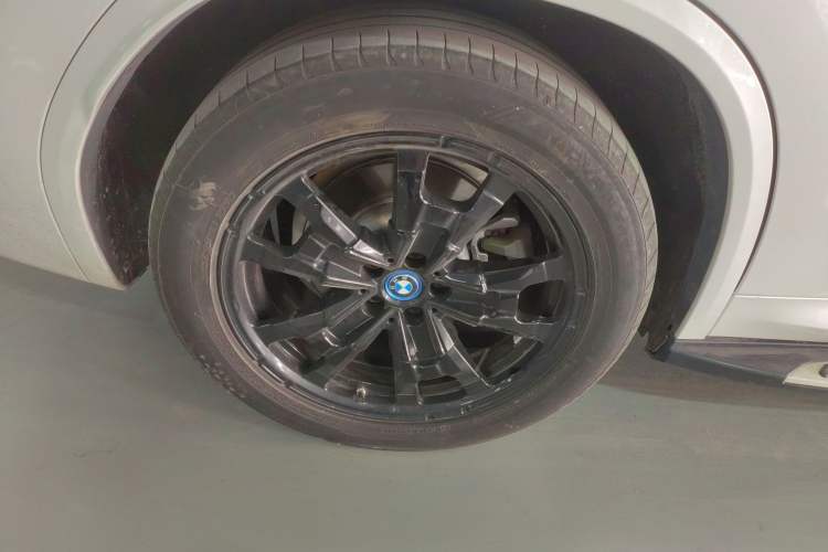 Used BMW iX3 2024 Leading Model
