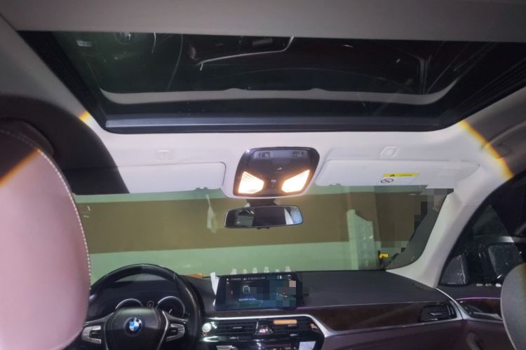 Used BMW 5 Series 2018 525Li Luxury Package Headliner